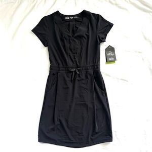 REI Aoraki Travel Dress